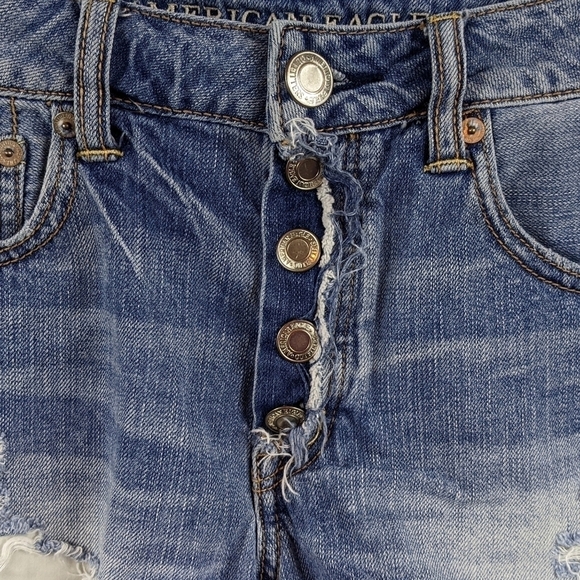 AEO Hi-Rise Festival Button Fly Destroyed Cut Off Jean Shorts Sz 4 - Picture 4 of 10